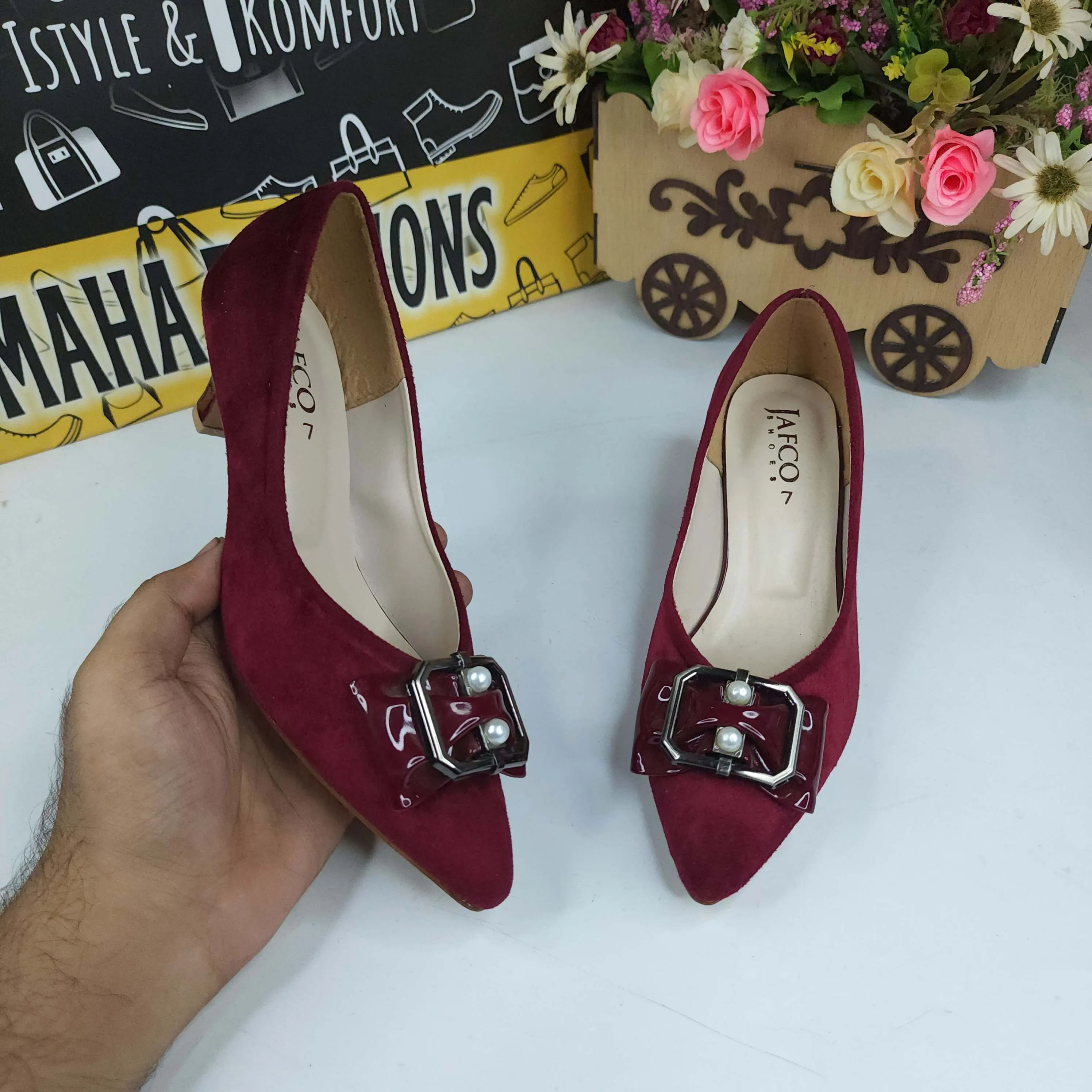 Maroon Buckle Shoe in Heel