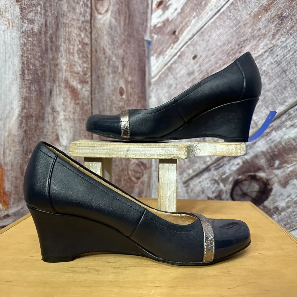 NATURALIZER NAVY HUGHES WEDGE SIZE 8W TCC